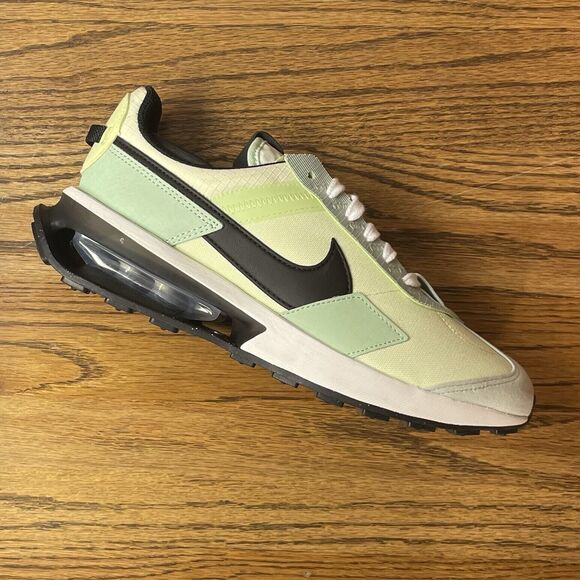 Nike Air Max Pre Day Liquid Lime Green Black Women's Size 9 NEW Shoes Athletic - Picture 1 of 7